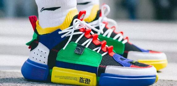 频上热搜，李宁成运动潮牌？这设计，你愿意掏