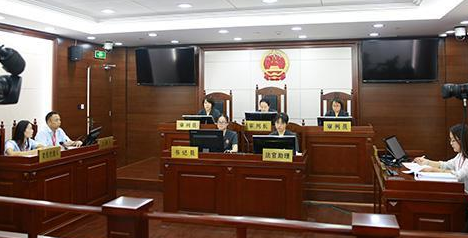 微店未经授权使用“饿了么”商标经营头盔冲锋